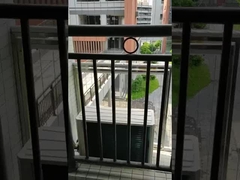 प्रकृति का खुला दृश्य बालकनी अदृश्य ग्रिल लोड क्षमता 100 किलोग्राम सहिष्णुता ± 1%