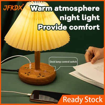 यूएसबी चार्जिंग पोर्ट के साथ बहु चमक स्तर डेस्क लैंप