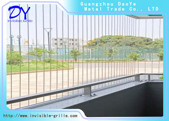 अदृश्य ग्रिल बच्चों और पालतू जानवरों के लिए सही सुरक्षा समाधान