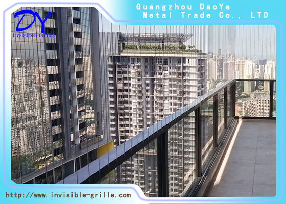 अदृश्य सुरक्षा ग्रिल अदृश्य सुरक्षा बाधा बच्चों और पालतू जानवरों को प्रभावी ढंग से बचाने के लिए डिज़ाइन किया गया है जबकि सौंदर्य की अखंडता को बनाए रखा गया है