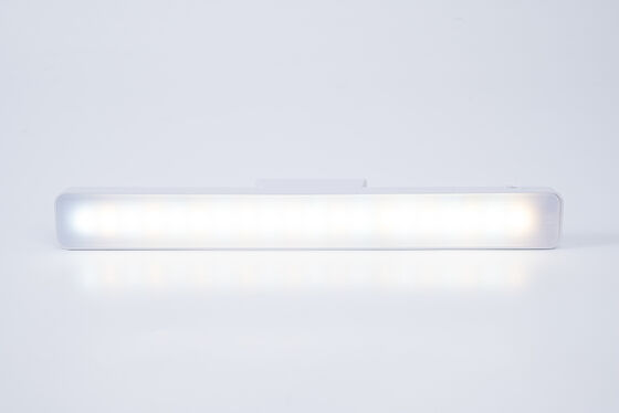 सीई एफसीसी प्रमाणित चुंबकीय दीपक चुंबकीय आधार और समायोज्य प्रकाश कोण के साथ ऊर्जा पढ़ने वाला दीपक लंबे समय तक पढ़ने के सत्र के लिए एकदम सही