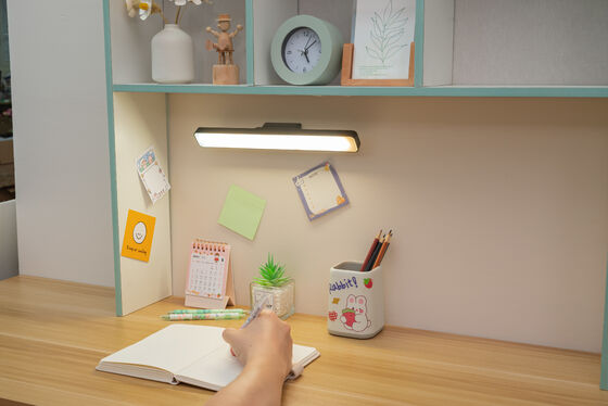 स्पर्श सेंसर रिचार्जेबल चुंबकीय दीपक अध्ययन कक्ष बेडरूम शान्तो चाओयांग शहर पोर्टेबल लंबे समय तक चलने वाली रोशनी