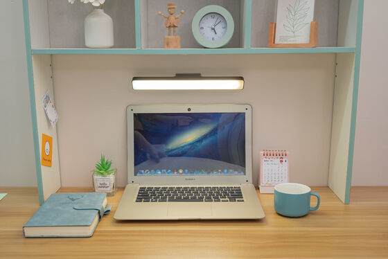 8 घंटे तक उपयोग का समय रिचार्जेबल चुंबकीय दीपक 5V 1A रेटेड वोल्टेज औद्योगिक और वाणिज्यिक प्रकाश व्यवस्था के लिए उपयुक्त