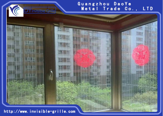 आधुनिक अदृश्य ग्रिल ने रोल्स को एक एंटी-बर्ग्लरी सिस्टम विंडो अदृश्य ग्रिल्स शामिल किया