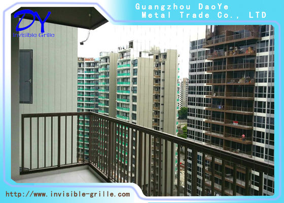 बच्चों की सुरक्षा के लिए स्टेनलेस केबल तार विरोधी जंग अदृश्य बालकनी ग्रिल